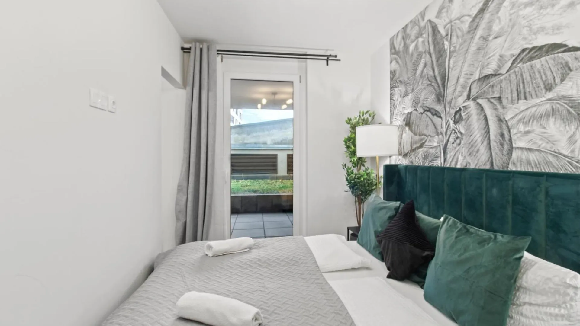 Balcony Apartment I Direct Connection To The Airport In 15 Min Viena