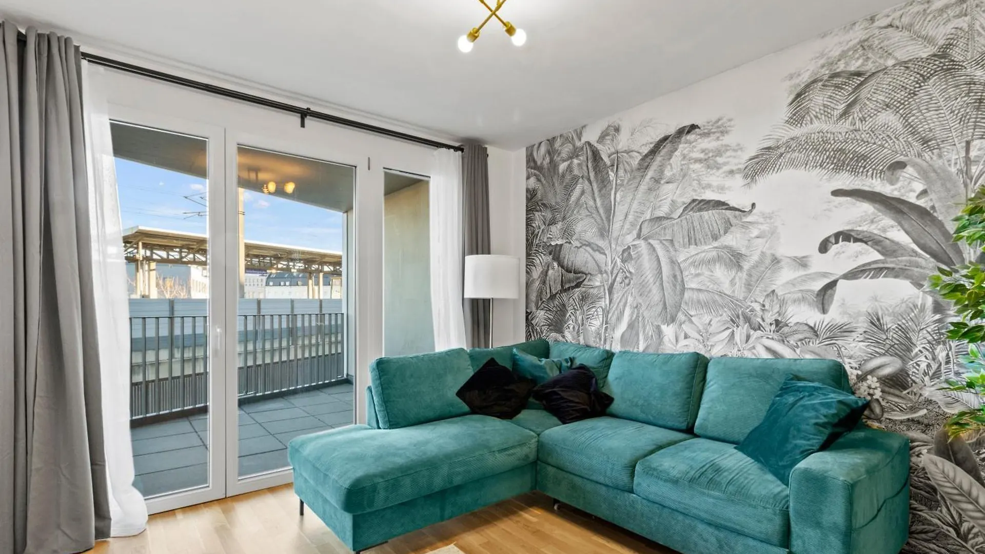 Balcony Apartment I Direct Connection To The Airport In 15 Min Viena 0*,  Áustria
