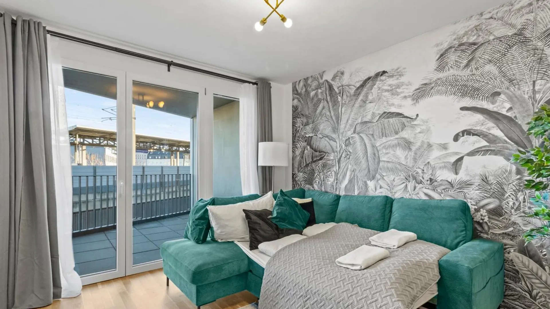 Balcony Apartment I Direct Connection To The Airport In 15 Min Vienna Austria